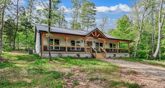 1159 Hilltop Rd, Cumberland Furnace, TN 37051