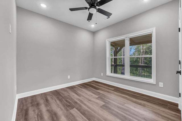 1159 Hilltop Rd, Cumberland Furnace, TN 37051