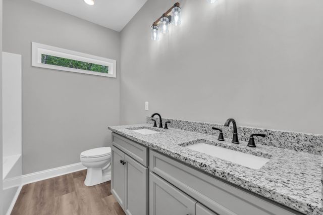 1159 Hilltop Rd, Cumberland Furnace, TN 37051