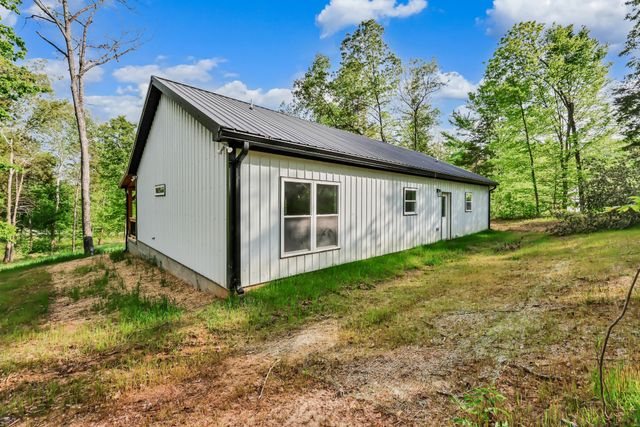 1159 Hilltop Rd, Cumberland Furnace, TN 37051
