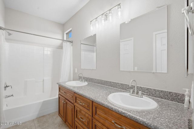 6537 S 15TH Drive, Phoenix, AZ 85041