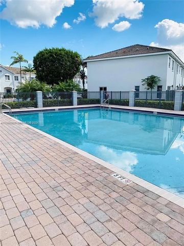 2907 SE 15th Ter, Homestead, FL 33035