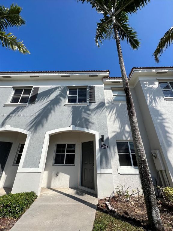 2907 SE 15th Ter, Homestead, FL 33035