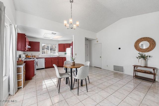 4843 Katrina Place, Palmdale, CA 93552