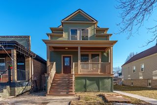 1323 Home Avenue, Berwyn, IL 60402