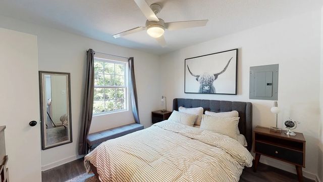 321 E 8th Street 110, Dallas, TX 75203