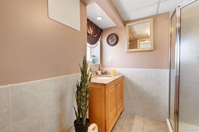 572 S Bayview Avenue, Freeport, NY 11520