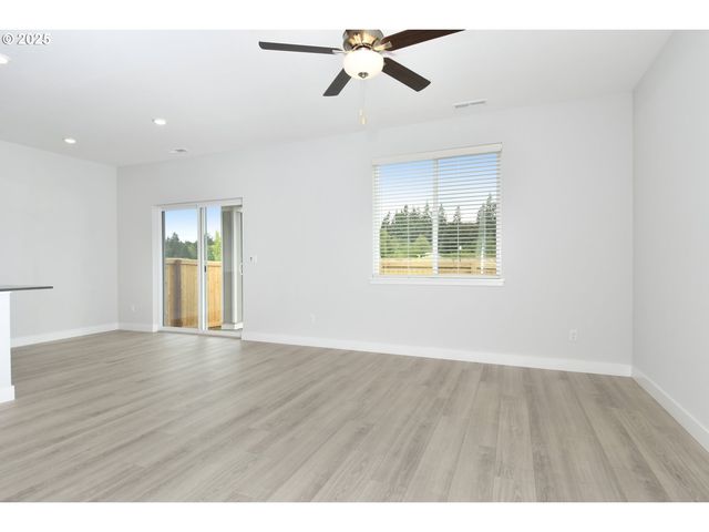 1334 Ne 8TH Ave, Battle Ground, WA 98604