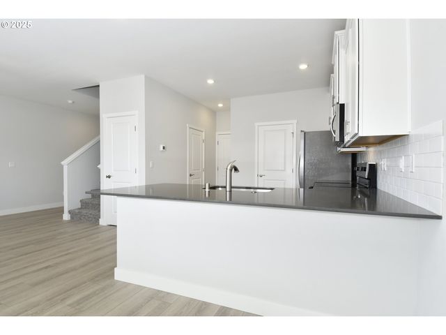 1334 Ne 8TH Ave, Battle Ground, WA 98604