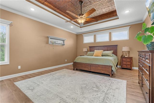 37006 E Church Road, Oak Grove, MO 64075