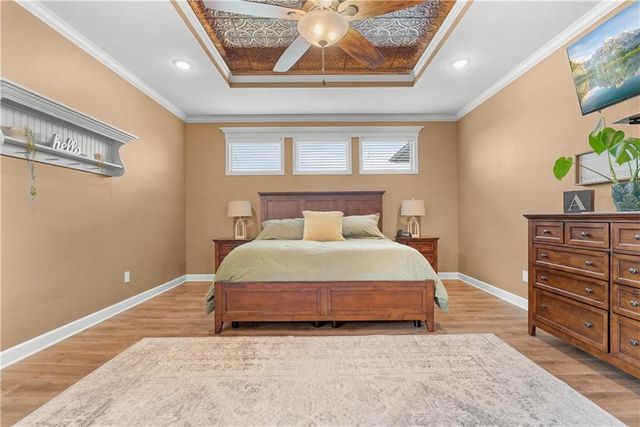 37006 E Church Road, Oak Grove, MO 64075