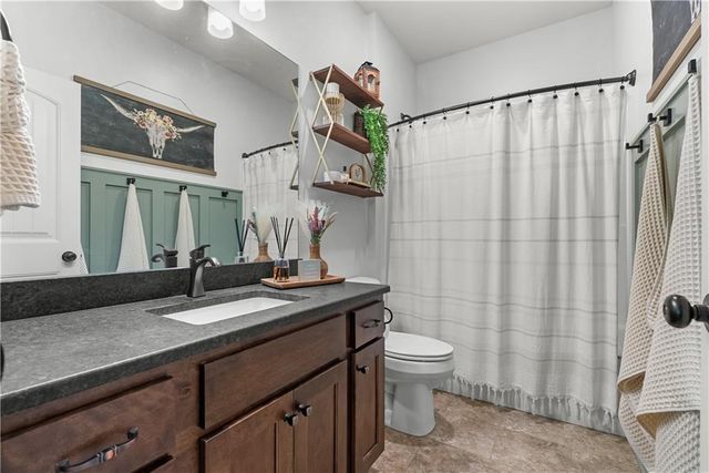 37006 E Church Road, Oak Grove, MO 64075