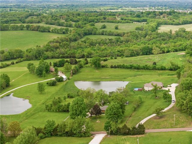 37006 E Church Road, Oak Grove, MO 64075