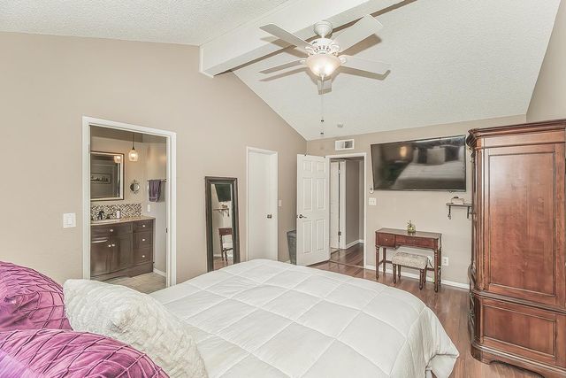 1908 E Niles Avenue, Fresno, CA 93720