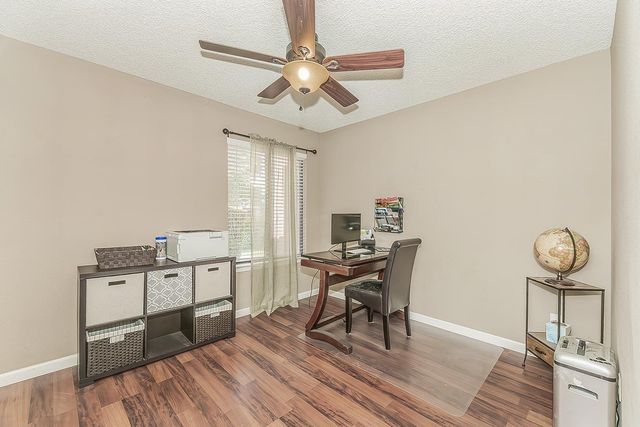 1908 E Niles Avenue, Fresno, CA 93720
