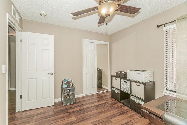 1908 E Niles Avenue, Fresno, CA 93720