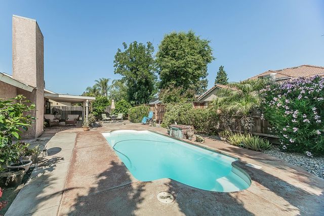 1908 E Niles Avenue, Fresno, CA 93720