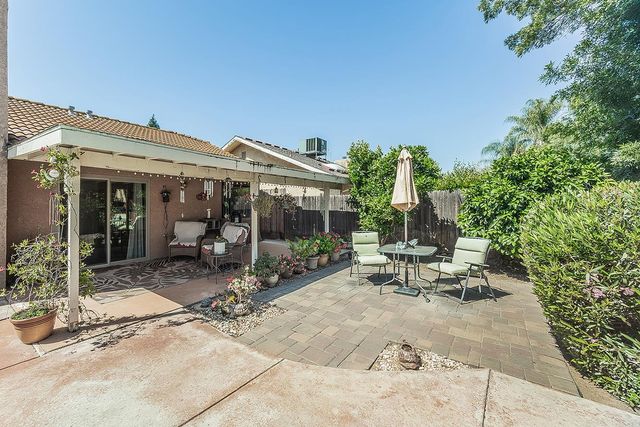 1908 E Niles Avenue, Fresno, CA 93720