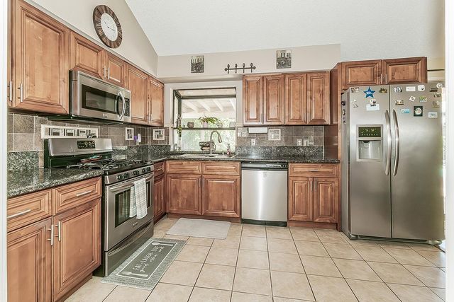 1908 E Niles Avenue, Fresno, CA 93720