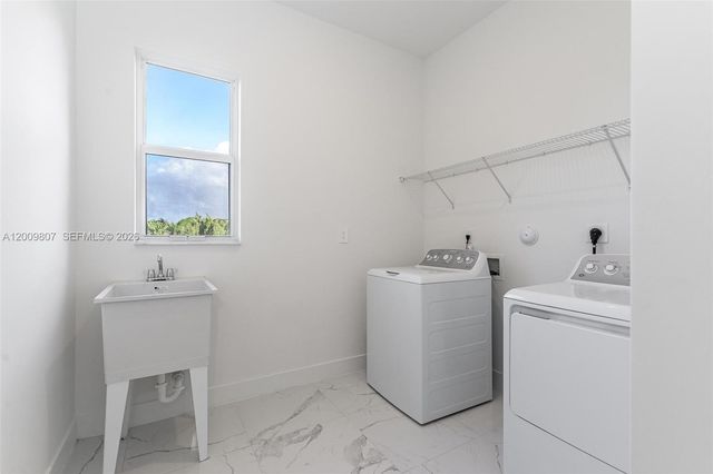 12259 SW 43rd St 0, Davie, FL 33330