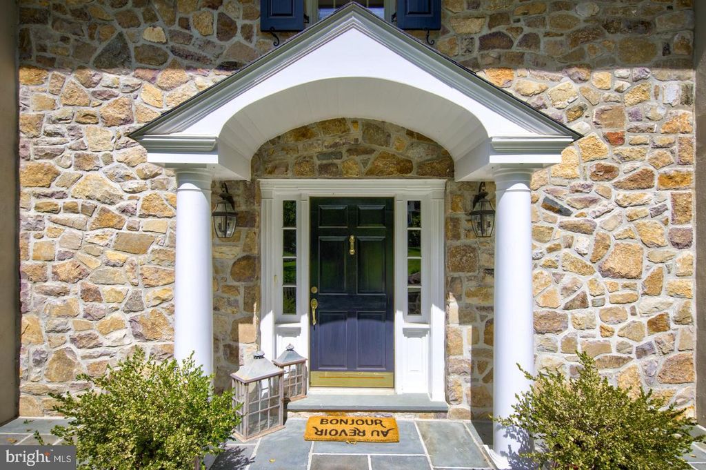 228 S FAIRFIELD RD, Devon, PA 19333