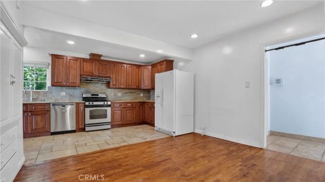 3289 Inglewood Boulevard, Los Angeles, CA 90066
