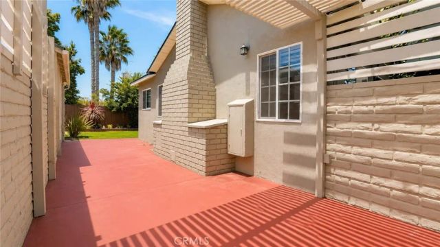 3289 Inglewood Boulevard, Los Angeles, CA 90066