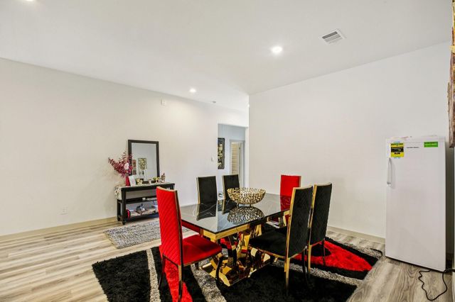 723 Westwood Drive, League City, TX 77573