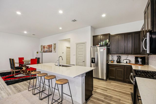 723 Westwood Drive, League City, TX 77573