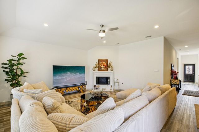 723 Westwood Drive, League City, TX 77573