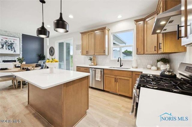 5009 Island Park Boulevard, Sylvania, OH 43560