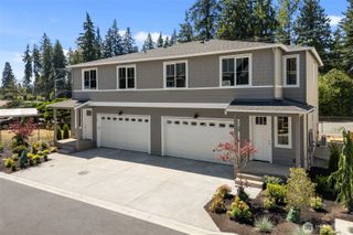 118 169th Place SW #B, Bothell, WA 98012