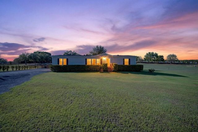 8013 SERGEANT PEPPER DR, Howey In The Hills, FL 34737