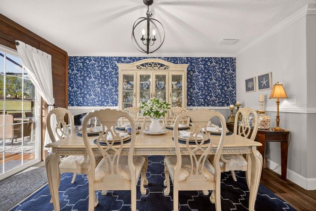 8013 SERGEANT PEPPER DR, Howey In The Hills, FL 34737