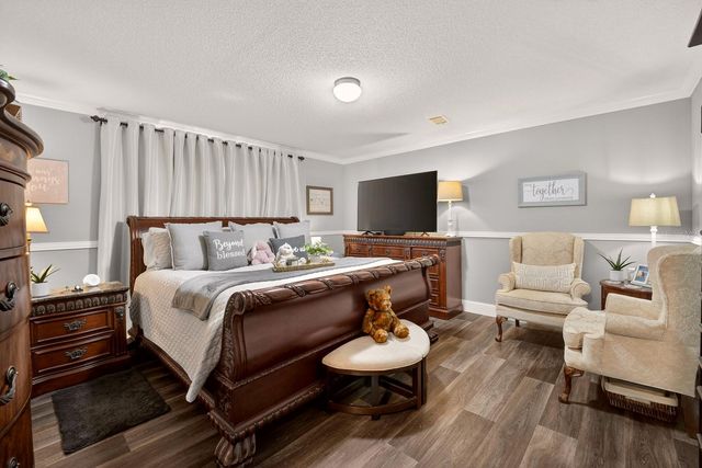 8013 SERGEANT PEPPER DR, Howey In The Hills, FL 34737