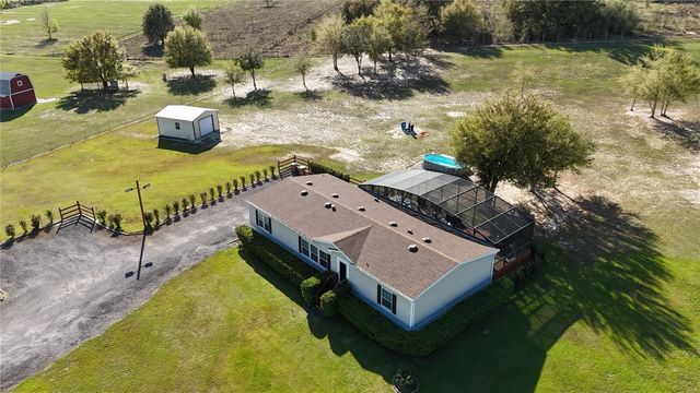 8013 SERGEANT PEPPER DR, Howey In The Hills, FL 34737