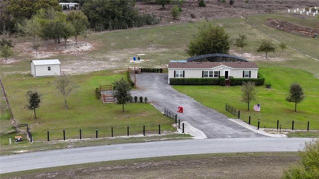 8013 SERGEANT PEPPER DR, Howey In The Hills, FL 34737