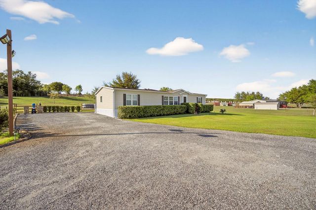 8013 SERGEANT PEPPER DR, Howey In The Hills, FL 34737