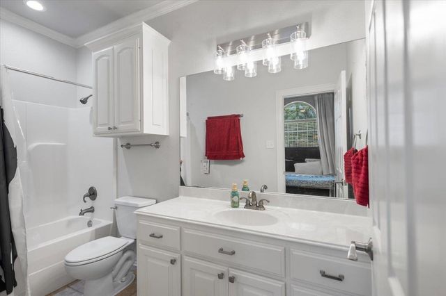 305 Bridgers Hill Rd, Longview, TX 75604