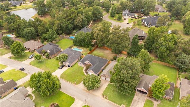 305 Bridgers Hill Rd, Longview, TX 75604