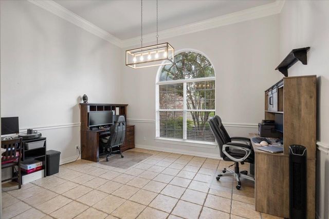 305 Bridgers Hill Rd, Longview, TX 75604