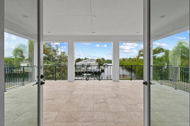 13965 Willow Cay Drive, Juno Beach, FL 33408