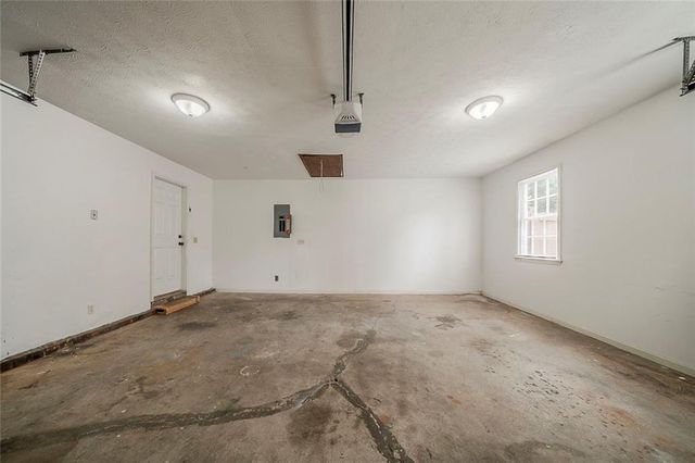 228 Amour SW Way, Lilburn, GA 30047