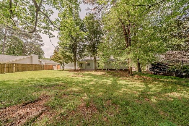 228 Amour SW Way, Lilburn, GA 30047