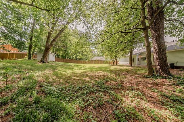 228 Amour SW Way, Lilburn, GA 30047