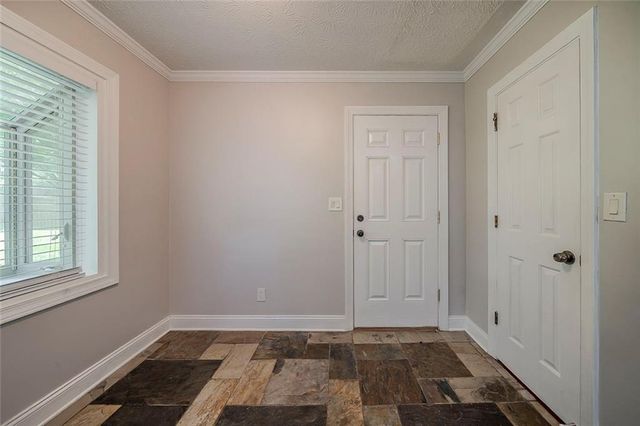 228 Amour SW Way, Lilburn, GA 30047