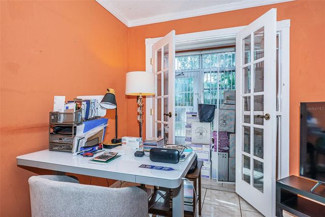 2001 GREENBRIAR BOULEVARD 6, Clearwater, FL 33763