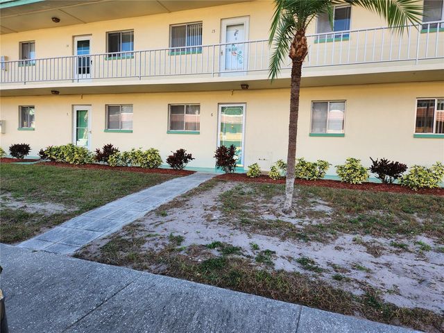 2001 GREENBRIAR BOULEVARD 6, Clearwater, FL 33763