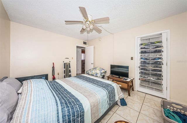 2001 GREENBRIAR BOULEVARD 6, Clearwater, FL 33763