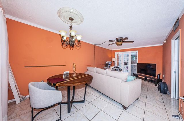 2001 GREENBRIAR BOULEVARD 6, Clearwater, FL 33763